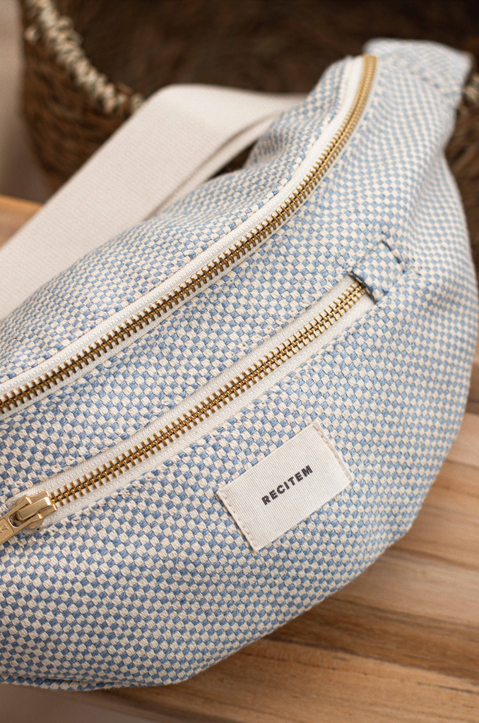 Sac banane écru bleu Marion Recitem - accessoires de voyages responsables