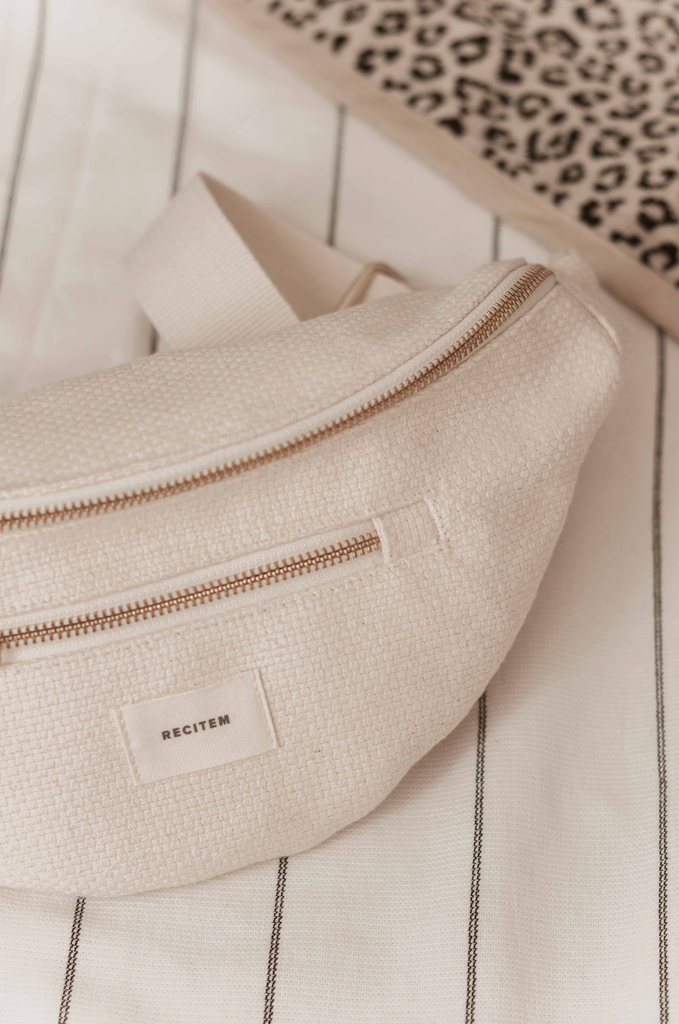 Sac banane écru Sophie Recitem - accessoires de voyages responsables
