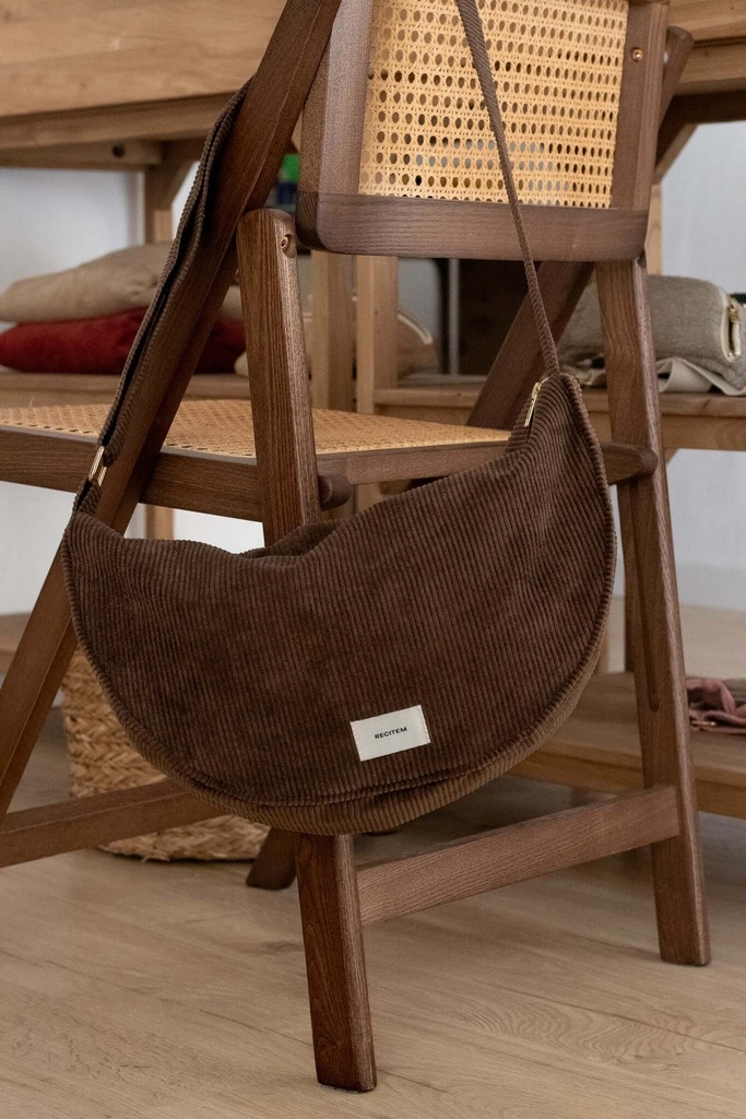 Sac maxi demi-lune uni Hugo